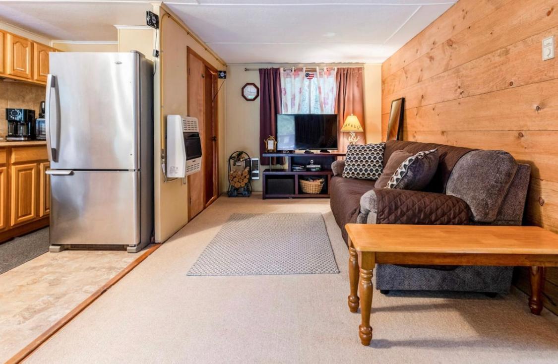 Pocono Cabin With Private Pool At Shawnee Mtn イースト・ストラウズバーグ エクステリア 写真